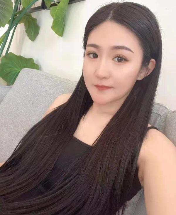 黑长直淑女